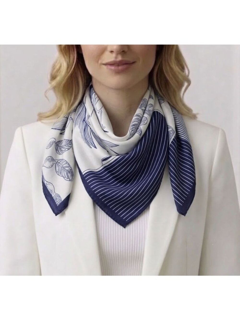 ⭐Luxury Elegant Geometric Print Silky Soft Square Scarf Square Shawl Navy White
